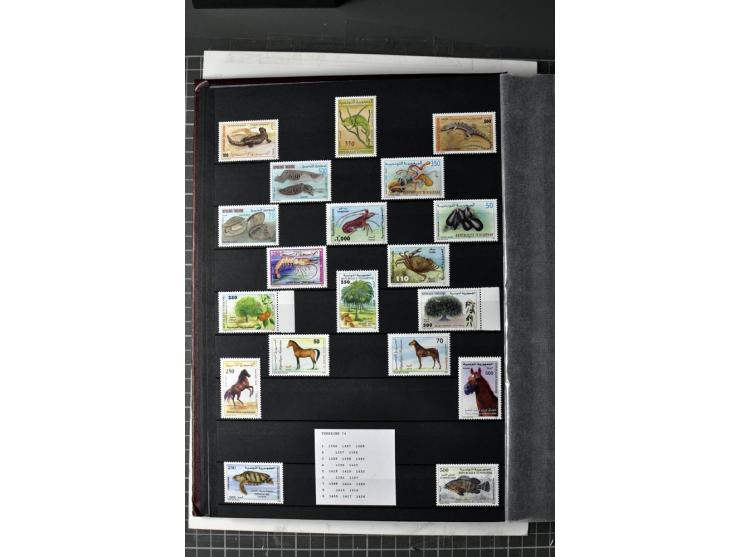  1946/2010, postfrische Sammlung mit Kleinbogen etc.