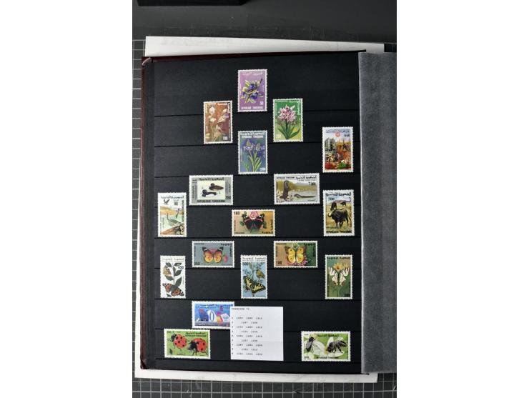  1946/2010, postfrische Sammlung mit Kleinbogen etc.