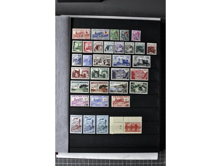  1946/2010, postfrische Sammlung mit Kleinbogen etc.