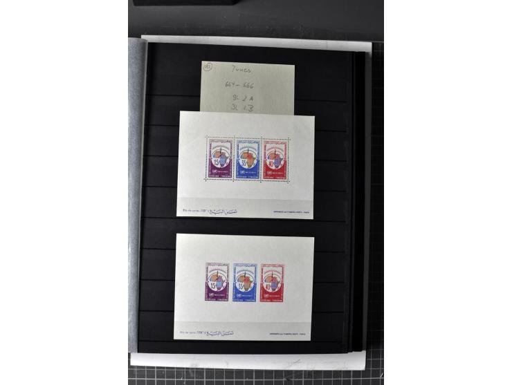  1946/2010, postfrische Sammlung mit Kleinbogen etc.