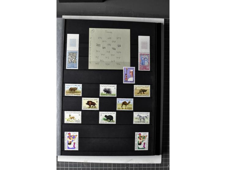  1946/2010, postfrische Sammlung mit Kleinbogen etc.