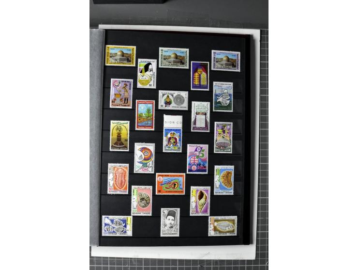  1946/2010, postfrische Sammlung mit Kleinbogen etc.