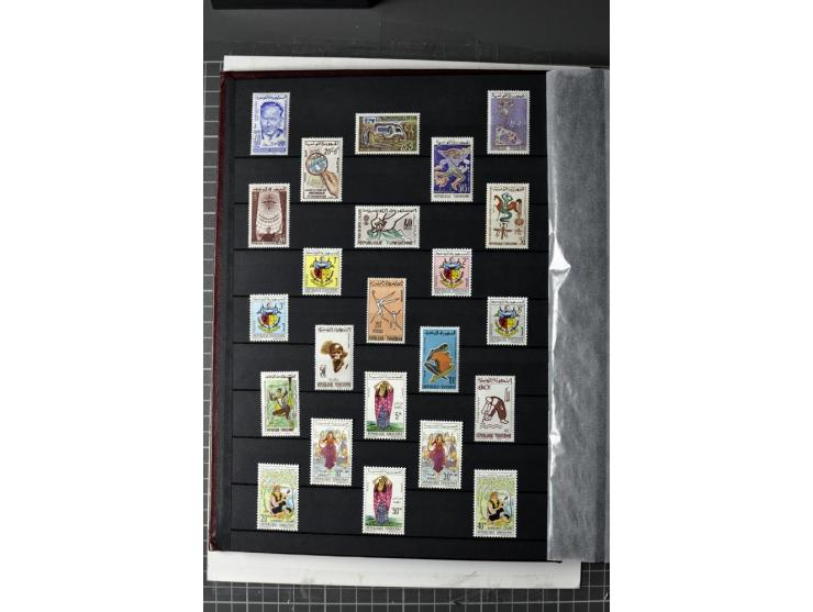  1946/2010, postfrische Sammlung mit Kleinbogen etc.