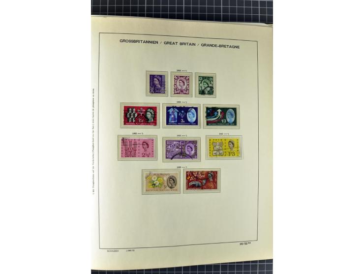 1840/2000, gestempelte Sammlung ab Mi.-Nr. 1 mit einigen besseren und kpl. Ausgaben in 3 Vordruckalben, dabei einige Höchstwe