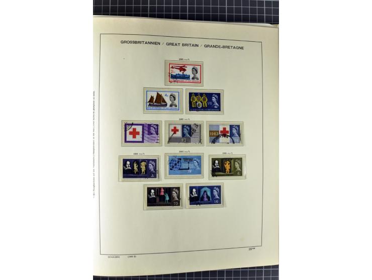1840/2000, gestempelte Sammlung ab Mi.-Nr. 1 mit einigen besseren und kpl. Ausgaben in 3 Vordruckalben, dabei einige Höchstwe