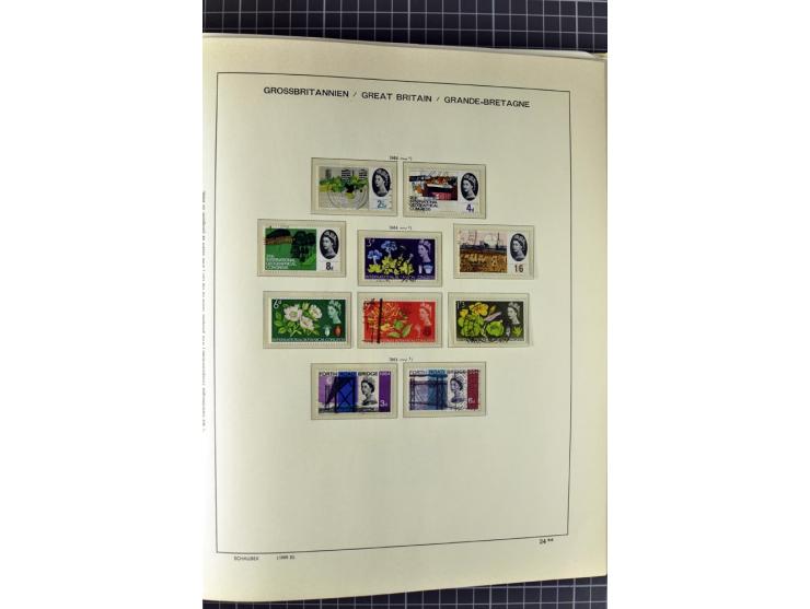 1840/2000, gestempelte Sammlung ab Mi.-Nr. 1 mit einigen besseren und kpl. Ausgaben in 3 Vordruckalben, dabei einige Höchstwe