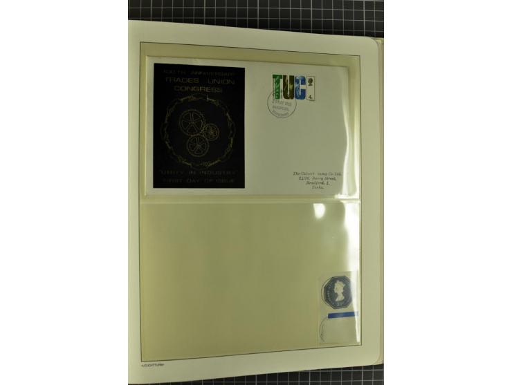 1840/2000, gestempelte Sammlung ab Mi.-Nr. 1 mit einigen besseren und kpl. Ausgaben in 3 Vordruckalben, dabei einige Höchstwe