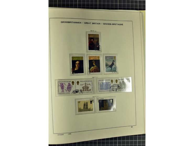 1840/2000, gestempelte Sammlung ab Mi.-Nr. 1 mit einigen besseren und kpl. Ausgaben in 3 Vordruckalben, dabei einige Höchstwe