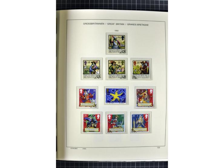 1840/2000, gestempelte Sammlung ab Mi.-Nr. 1 mit einigen besseren und kpl. Ausgaben in 3 Vordruckalben, dabei einige Höchstwe