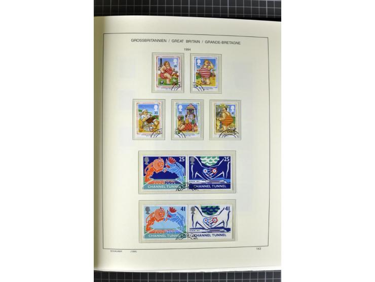 1840/2000, gestempelte Sammlung ab Mi.-Nr. 1 mit einigen besseren und kpl. Ausgaben in 3 Vordruckalben, dabei einige Höchstwe