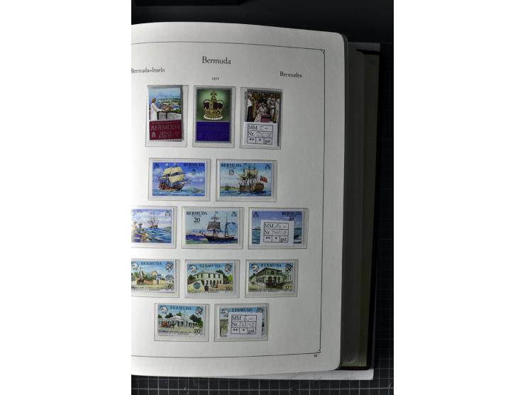  1953/92, postfrische, weitgehend kpl. Sammlung auf KABE-Blättern