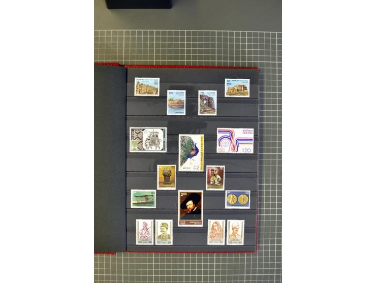  1935/2010, postfrische kleine Sammlung mit Blocks