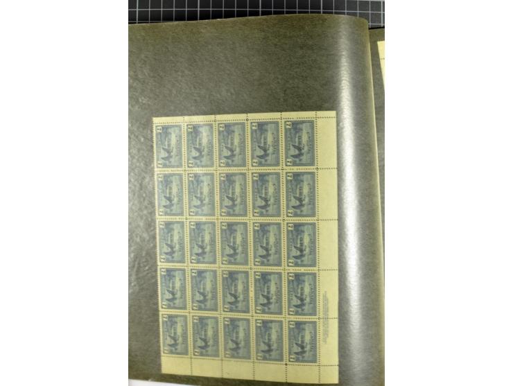 1920/70 (ca.), großer postfrischer Lagerbestand, meist nach Scott sortiert in Pergamintüten, einiges in Bogen bzw. -teilen, d