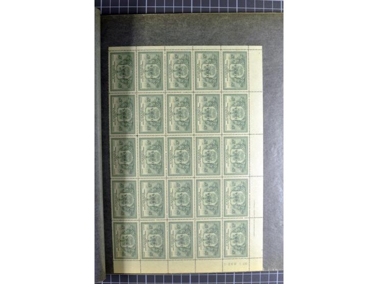 1920/70 (ca.), großer postfrischer Lagerbestand, meist nach Scott sortiert in Pergamintüten, einiges in Bogen bzw. -teilen, d