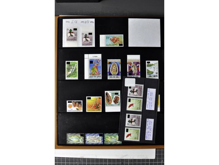 1937/2011, postfrische, anfangs etwas ungebrauchte Sammlung mit u.a. Mi.-Nr. 714-24 etc.