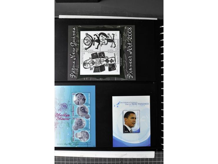  1937/2011, postfrische, anfangs etwas ungebrauchte Sammlung mit u.a. Mi.-Nr. 714-24 etc.