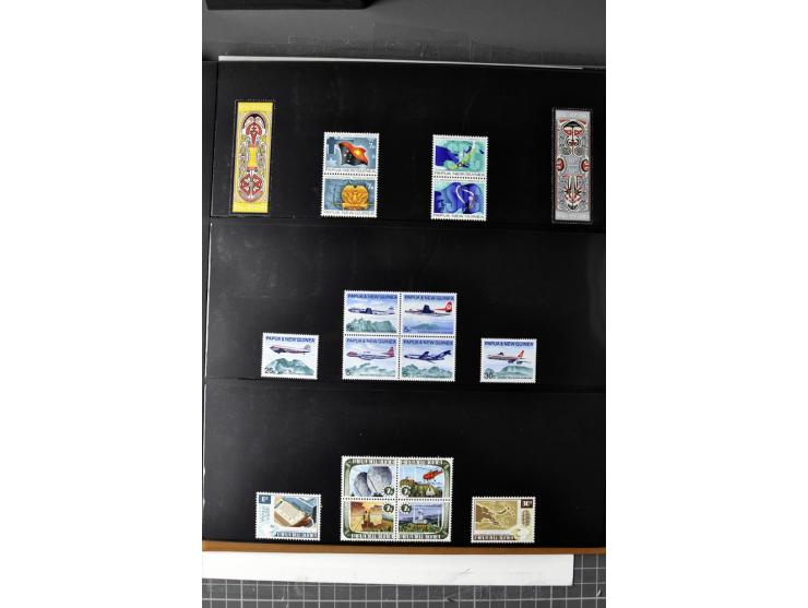  1937/2011, postfrische, anfangs etwas ungebrauchte Sammlung mit u.a. Mi.-Nr. 714-24 etc.