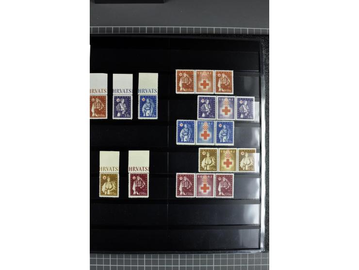 1941/45, sehr schöne ungebrauchte und postfrische Sammlung, spezialisiert mit verschiedenen Aufdruckfehlern, besseren Zähnung