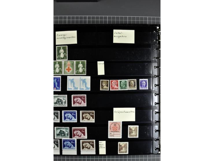 1941/45, sehr schöne ungebrauchte und postfrische Sammlung, spezialisiert mit verschiedenen Aufdruckfehlern, besseren Zähnung