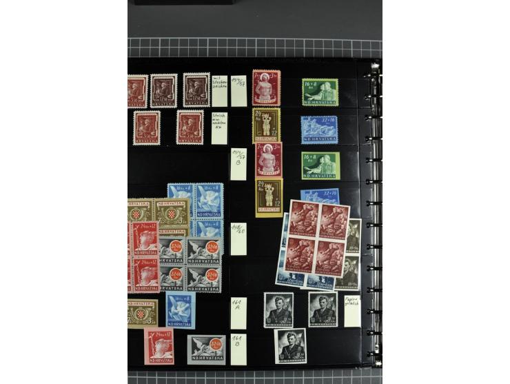 1941/45, sehr schöne ungebrauchte und postfrische Sammlung, spezialisiert mit verschiedenen Aufdruckfehlern, besseren Zähnung