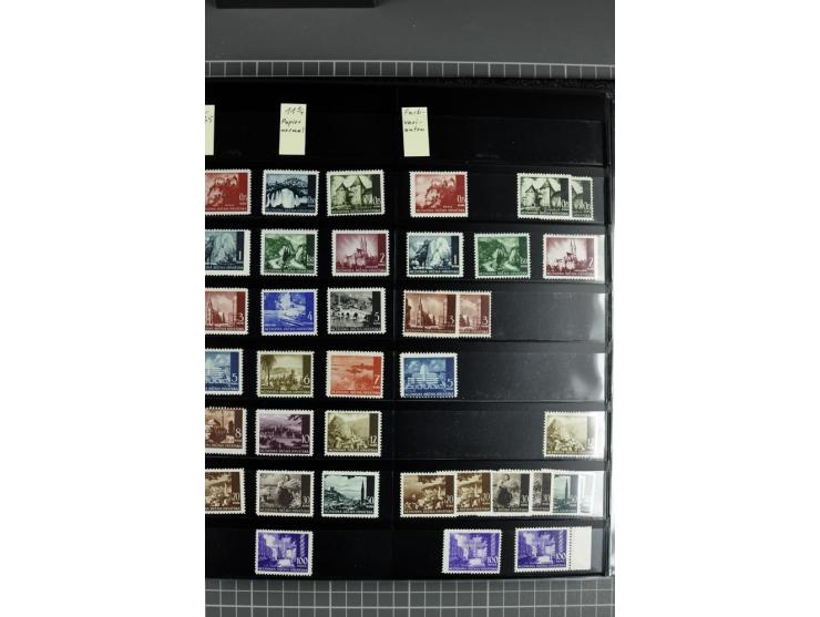 1941/45, sehr schöne ungebrauchte und postfrische Sammlung, spezialisiert mit verschiedenen Aufdruckfehlern, besseren Zähnung