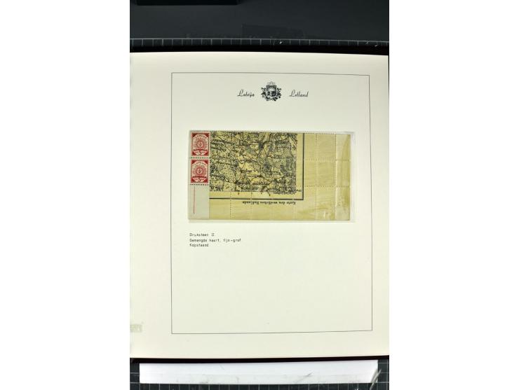 1918/40, enorm umfangreiche und detaillierte Spezialsammlung in neun Bänden, dabei über 200 Marken mit SPECIMEN-Aufdrucken, ü