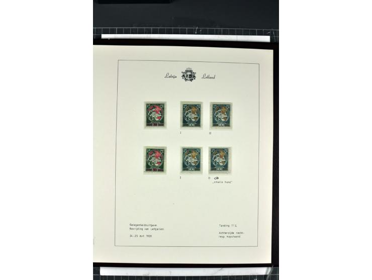 1918/40, enorm umfangreiche und detaillierte Spezialsammlung in neun Bänden, dabei über 200 Marken mit SPECIMEN-Aufdrucken, ü