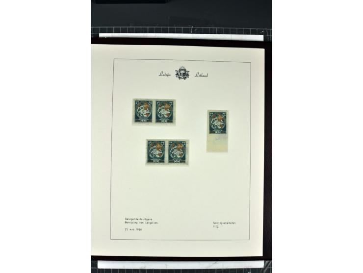1918/40, enorm umfangreiche und detaillierte Spezialsammlung in neun Bänden, dabei über 200 Marken mit SPECIMEN-Aufdrucken, ü