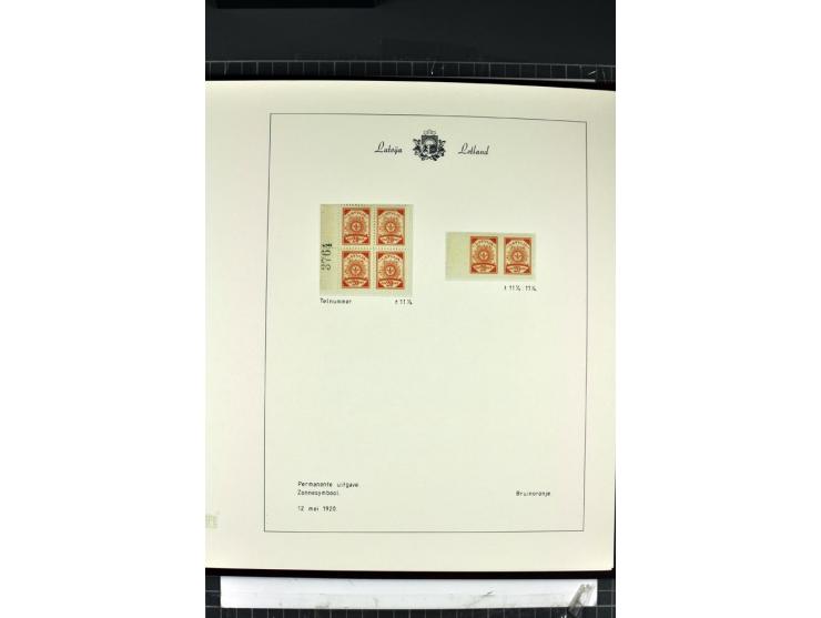 1918/40, enorm umfangreiche und detaillierte Spezialsammlung in neun Bänden, dabei über 200 Marken mit SPECIMEN-Aufdrucken, ü