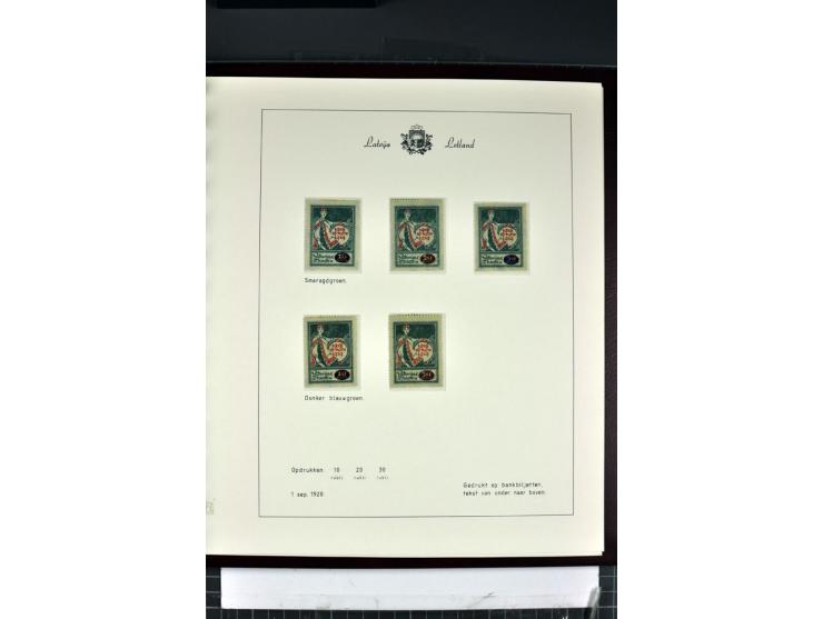 1918/40, enorm umfangreiche und detaillierte Spezialsammlung in neun Bänden, dabei über 200 Marken mit SPECIMEN-Aufdrucken, ü
