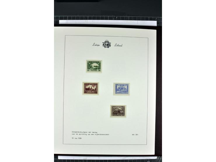 1918/40, enorm umfangreiche und detaillierte Spezialsammlung in neun Bänden, dabei über 200 Marken mit SPECIMEN-Aufdrucken, ü