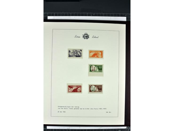 1918/40, enorm umfangreiche und detaillierte Spezialsammlung in neun Bänden, dabei über 200 Marken mit SPECIMEN-Aufdrucken, ü