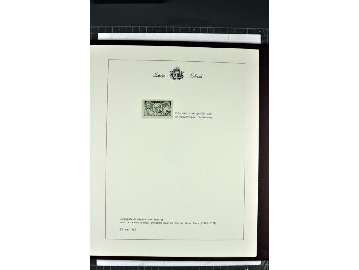 1918/40, enorm umfangreiche und detaillierte Spezialsammlung in neun Bänden, dabei über 200 Marken mit SPECIMEN-Aufdrucken, ü