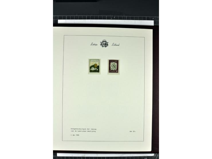 1918/40, enorm umfangreiche und detaillierte Spezialsammlung in neun Bänden, dabei über 200 Marken mit SPECIMEN-Aufdrucken, ü