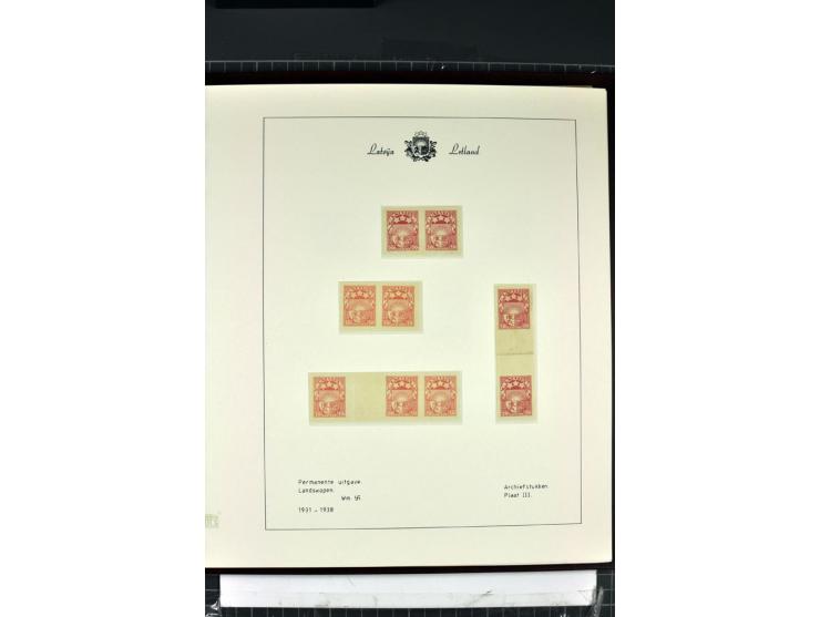 1918/40, enorm umfangreiche und detaillierte Spezialsammlung in neun Bänden, dabei über 200 Marken mit SPECIMEN-Aufdrucken, ü