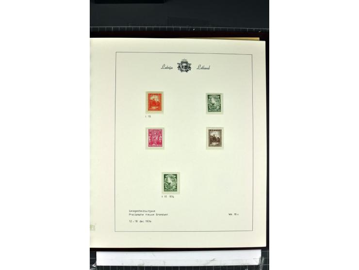 1918/40, enorm umfangreiche und detaillierte Spezialsammlung in neun Bänden, dabei über 200 Marken mit SPECIMEN-Aufdrucken, ü