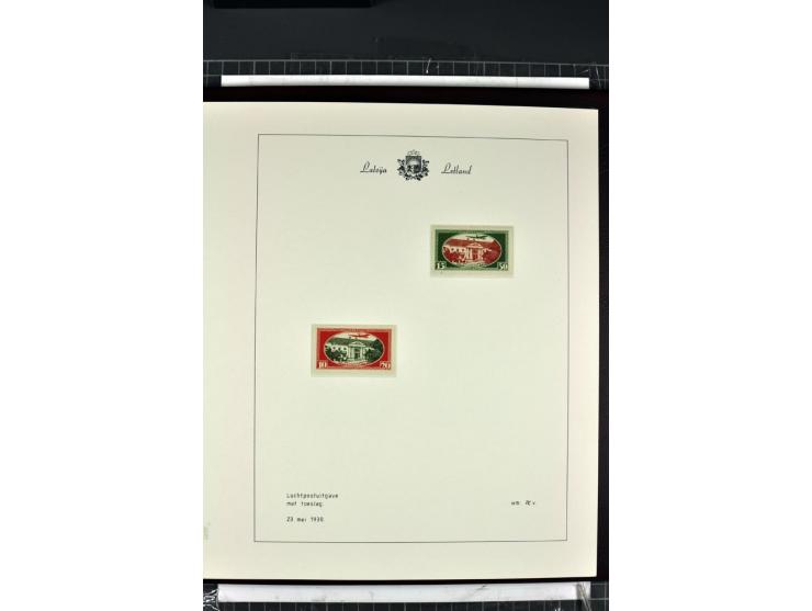 1918/40, enorm umfangreiche und detaillierte Spezialsammlung in neun Bänden, dabei über 200 Marken mit SPECIMEN-Aufdrucken, ü