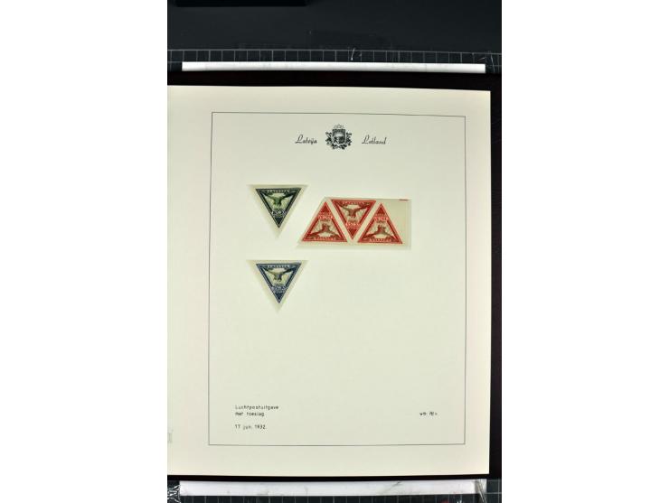 1918/40, enorm umfangreiche und detaillierte Spezialsammlung in neun Bänden, dabei über 200 Marken mit SPECIMEN-Aufdrucken, ü