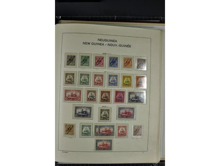 1918/40, enorm umfangreiche und detaillierte Spezialsammlung in neun Bänden, dabei über 200 Marken mit SPECIMEN-Aufdrucken, ü