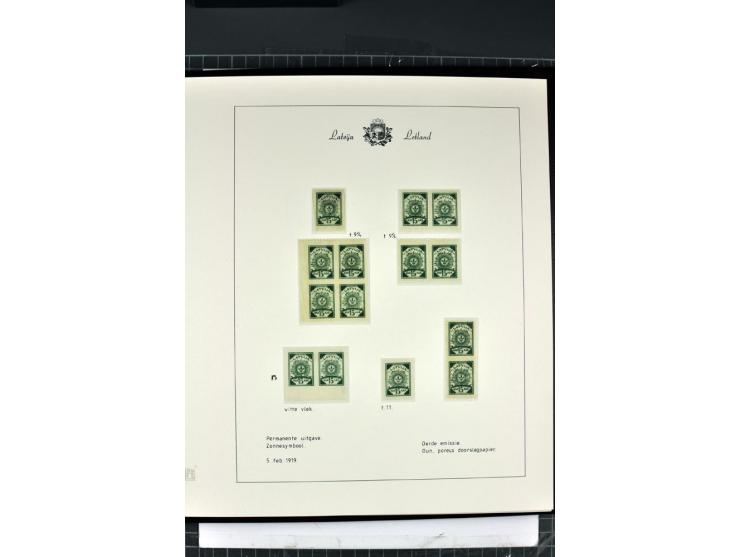 1918/40, enorm umfangreiche und detaillierte Spezialsammlung in neun Bänden, dabei über 200 Marken mit SPECIMEN-Aufdrucken, ü