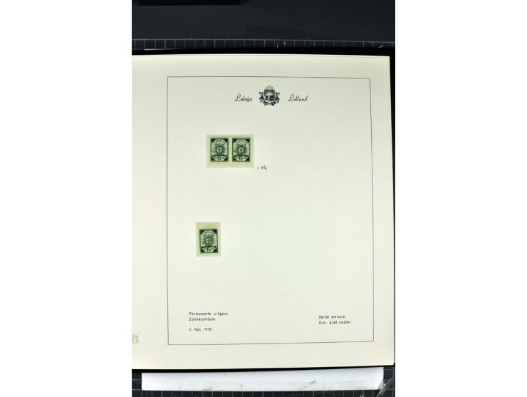 1918/40, enorm umfangreiche und detaillierte Spezialsammlung in neun Bänden, dabei über 200 Marken mit SPECIMEN-Aufdrucken, ü