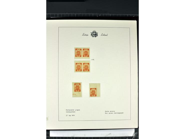 1918/40, enorm umfangreiche und detaillierte Spezialsammlung in neun Bänden, dabei über 200 Marken mit SPECIMEN-Aufdrucken, ü