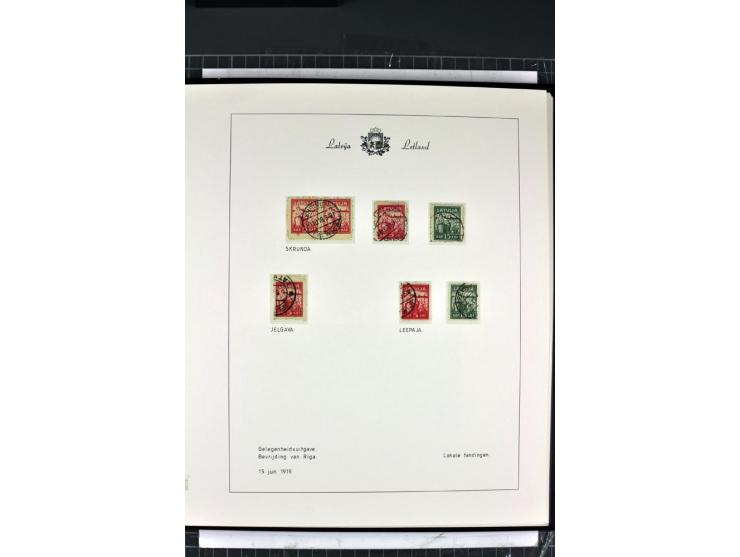 1918/40, enorm umfangreiche und detaillierte Spezialsammlung in neun Bänden, dabei über 200 Marken mit SPECIMEN-Aufdrucken, ü