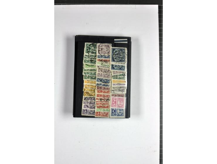 1918/41, postrische, ungebrauchte und gestempelte Sammlung, dabei ungezähnte und teilgezähnte Marken, Zwischenstege, Kehrdruc