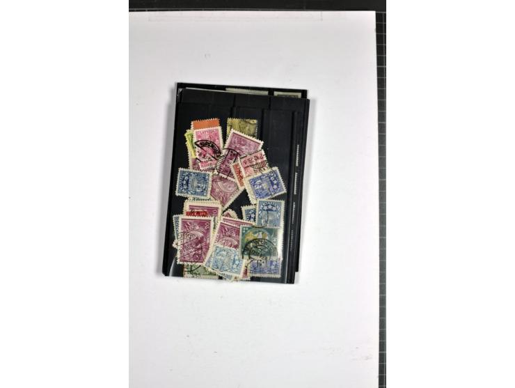 1918/41, postrische, ungebrauchte und gestempelte Sammlung, dabei ungezähnte und teilgezähnte Marken, Zwischenstege, Kehrdruc