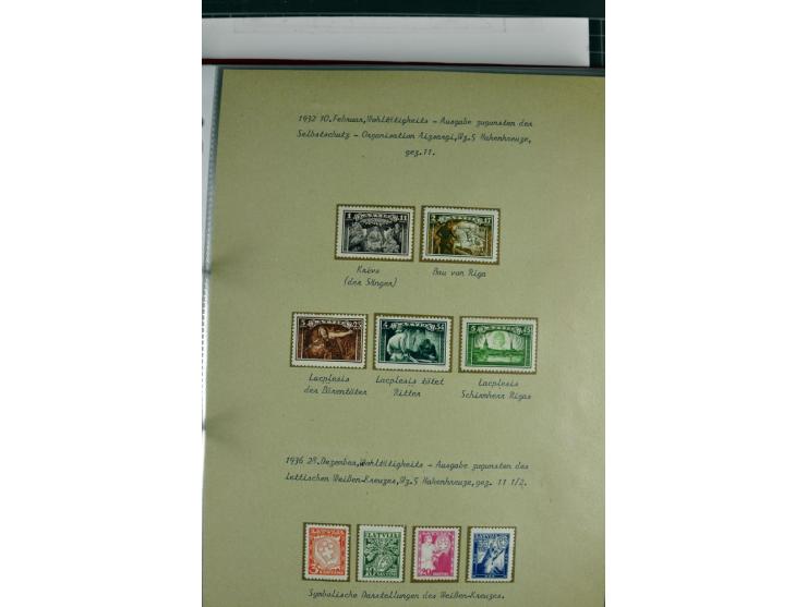 1918/41, postrische, ungebrauchte und gestempelte Sammlung, dabei ungezähnte und teilgezähnte Marken, Zwischenstege, Kehrdruc