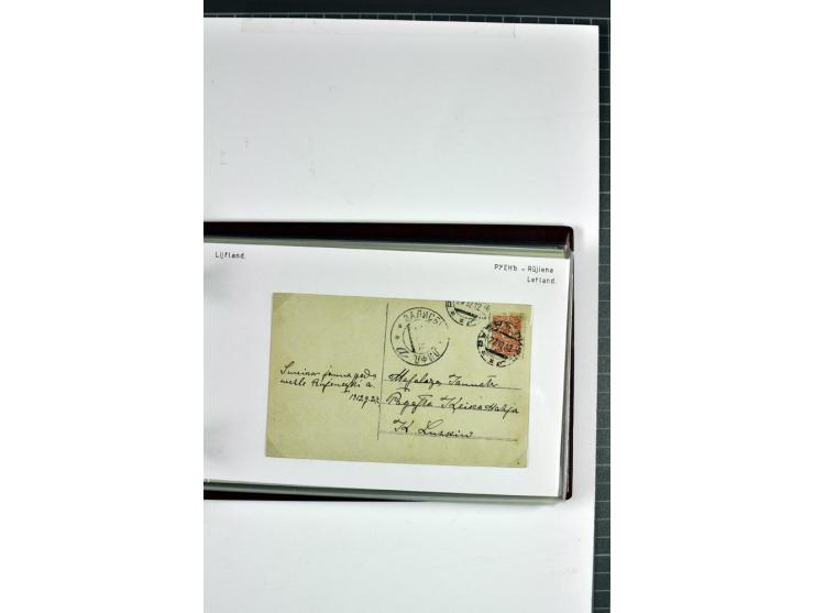 1881/1917, 66 Briefe, Karten und Ganzsachen mit kyrillischen Poststempeln aus Livland von Aloja bis Alt-Schwanenburg