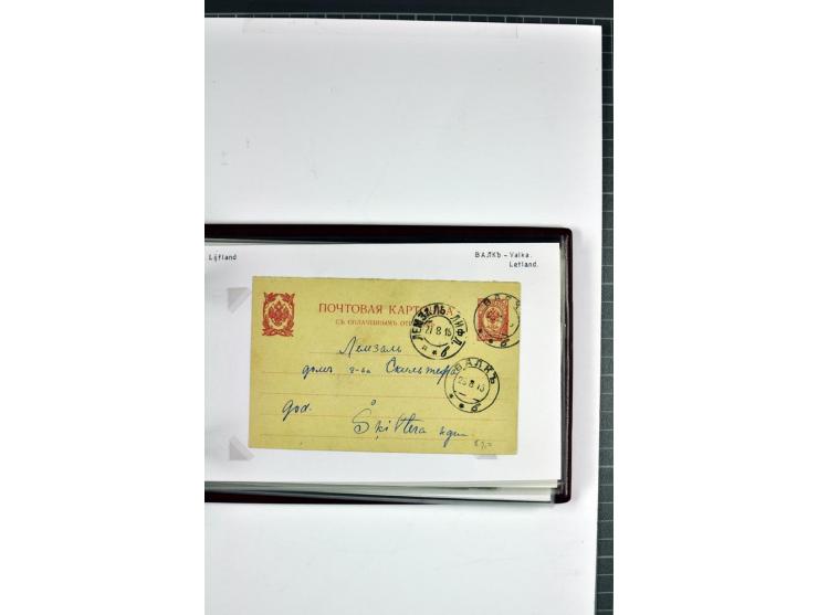 1881/1917, 66 Briefe, Karten und Ganzsachen mit kyrillischen Poststempeln aus Livland von Aloja bis Alt-Schwanenburg