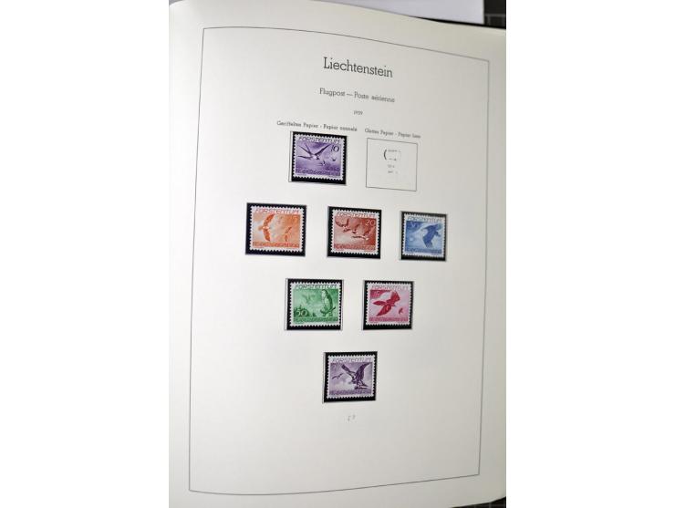 1912/1998, am Anfang meist ungebrauchte und gestempelte Sammlung im Vordruckalbum, später auch bessere und kpl. postfrische A