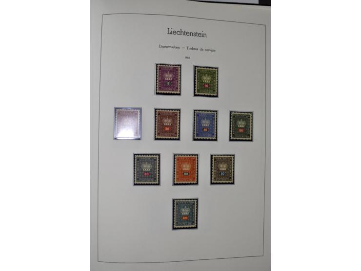 1912/1998, am Anfang meist ungebrauchte und gestempelte Sammlung im Vordruckalbum, später auch bessere und kpl. postfrische A